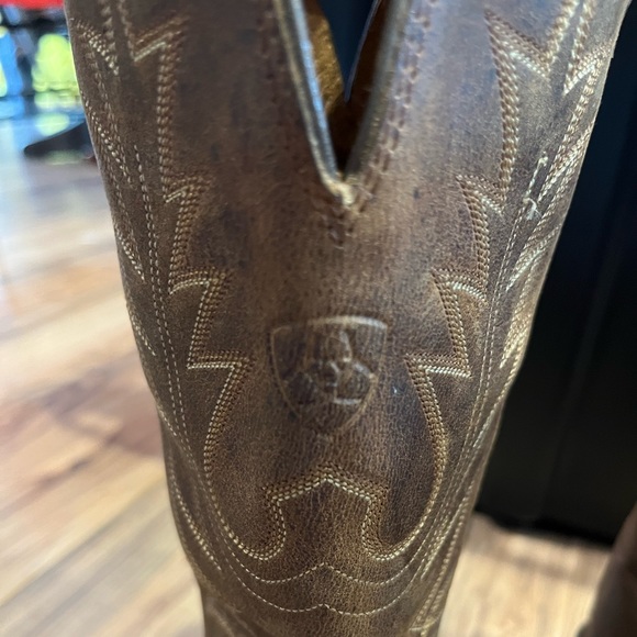 Ariat Brown Heeled Boots - Picture 3 of 8